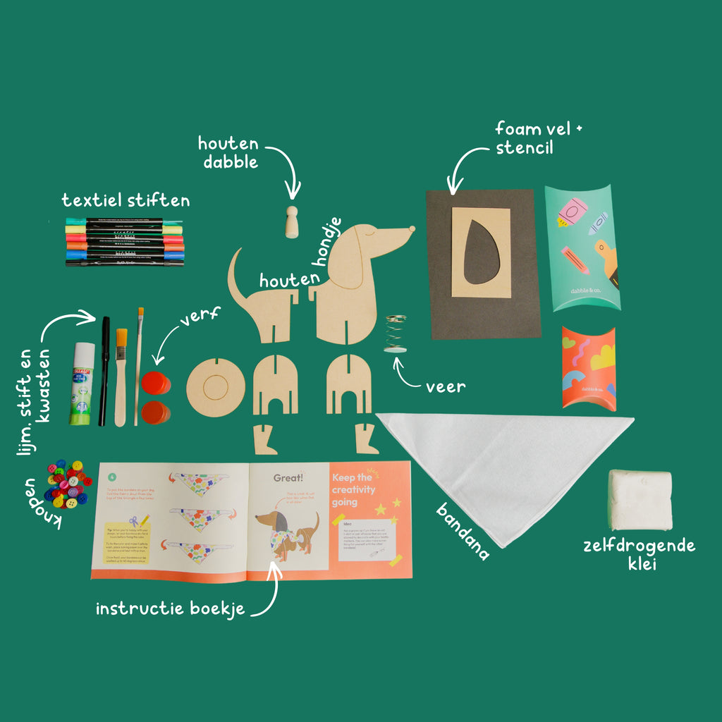 Everything you need in one box: from wood and clay to textile markers and buttons – no extra supplies required.